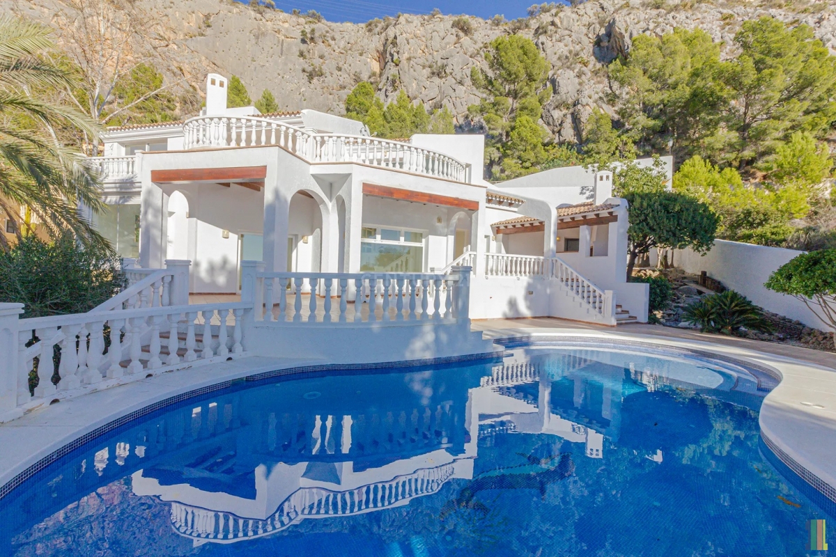 �������� ��� ���� ���� ������������ ��� � Altea Hills