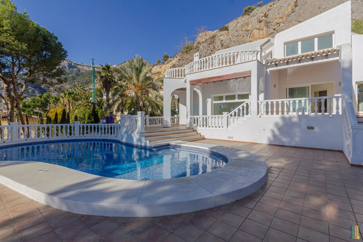 �������� ��� ���� ���� ������������ ��� � Altea Hills